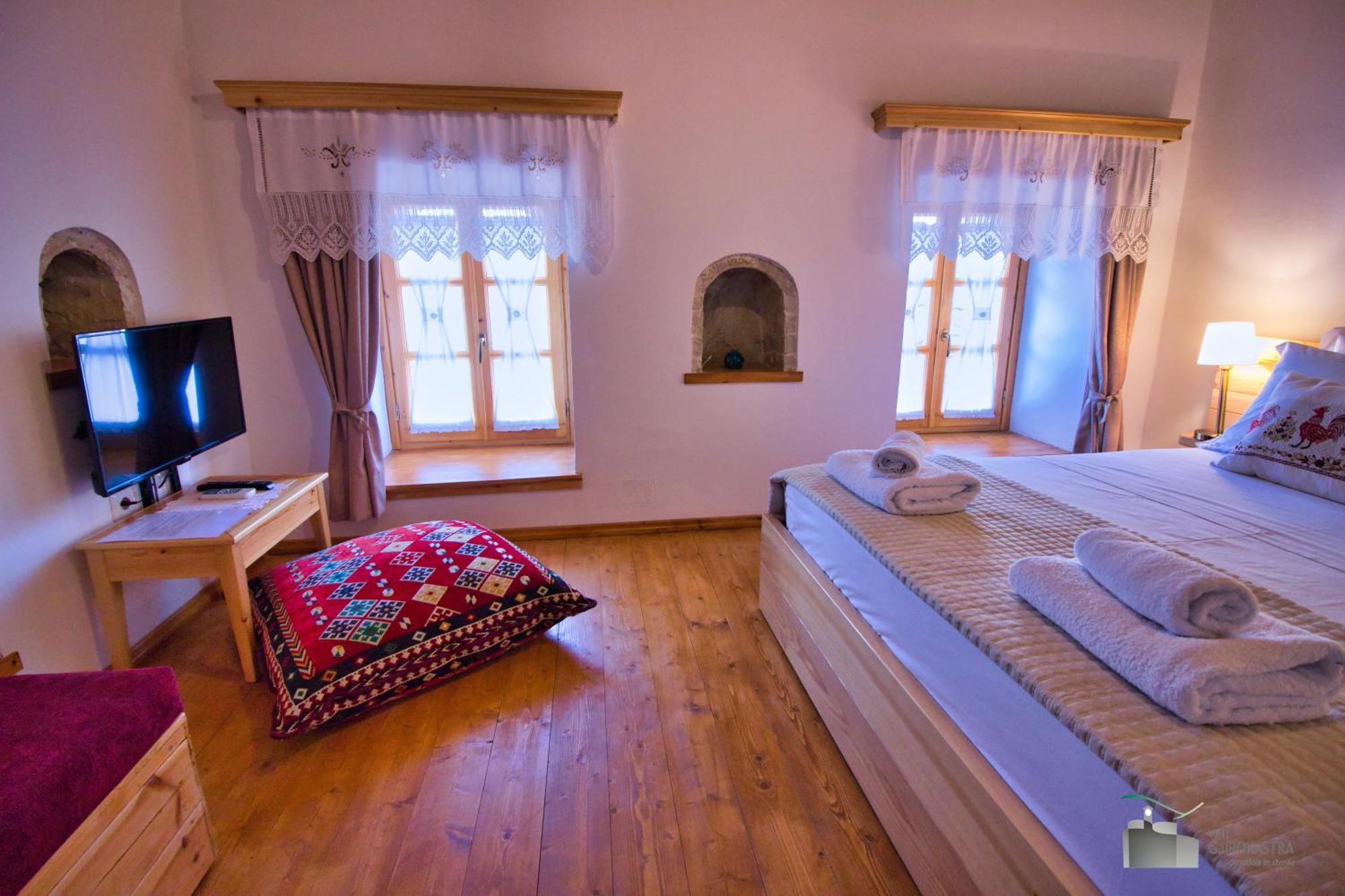 Argyropolis Boutique Hotel Gjirokastër Dış mekan fotoğraf